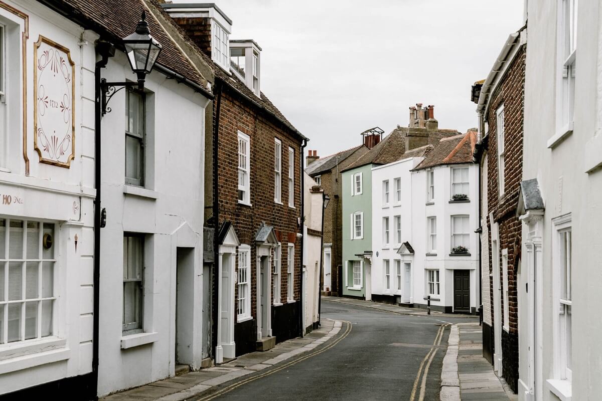 historic-street-kent-england-nordroom