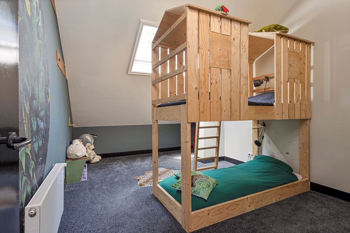 kids-bedroom-treehut-bed-nordroom
