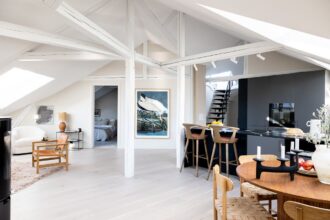 A Bright Penthouse Apartment in Oslo - The Nordroom - Norwegian Penthouse Apartment Layout With Big Windows