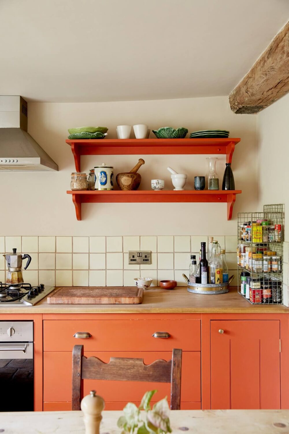 british-standard-english-cottage-kitchen-coral-pink-cabinets-nordroom