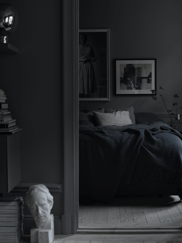 dark gray bedroom lotta agaton behr color of the year nordroom Behr Color of the Year 2024: Cracked Pepper