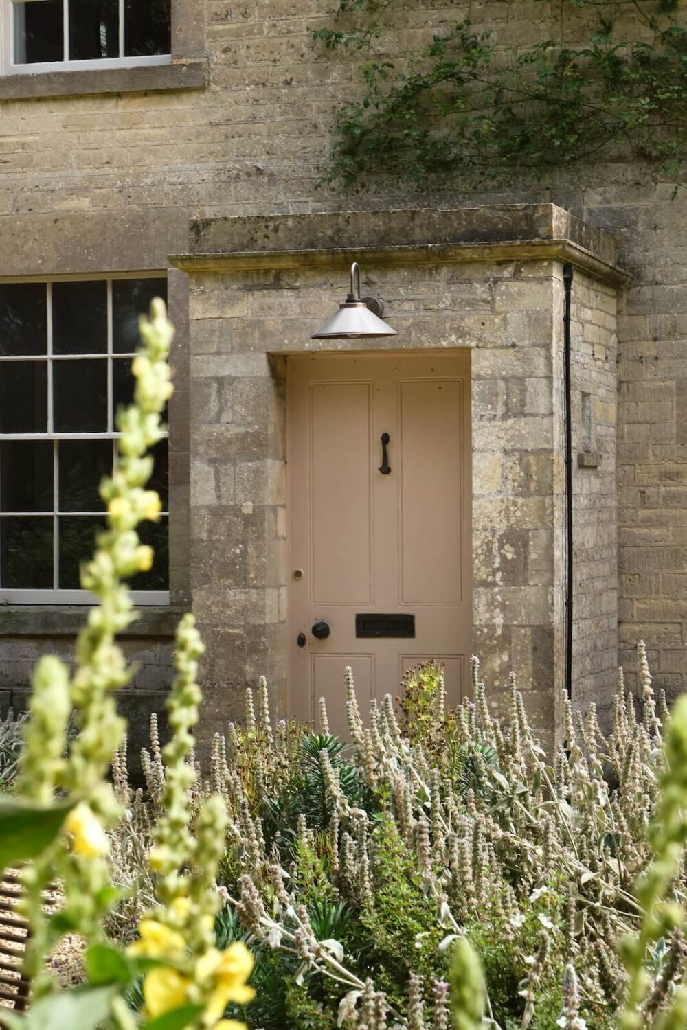 front-door-flowers-nordroom