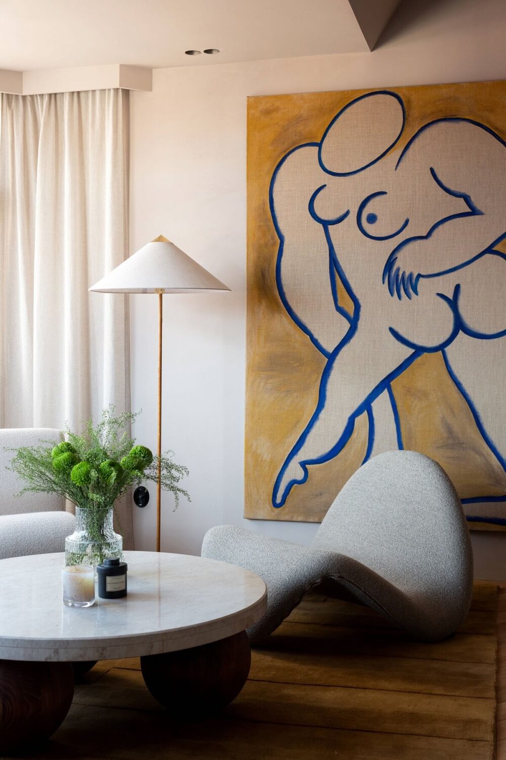 large-artwork-curved-forms-living-room-nordroom