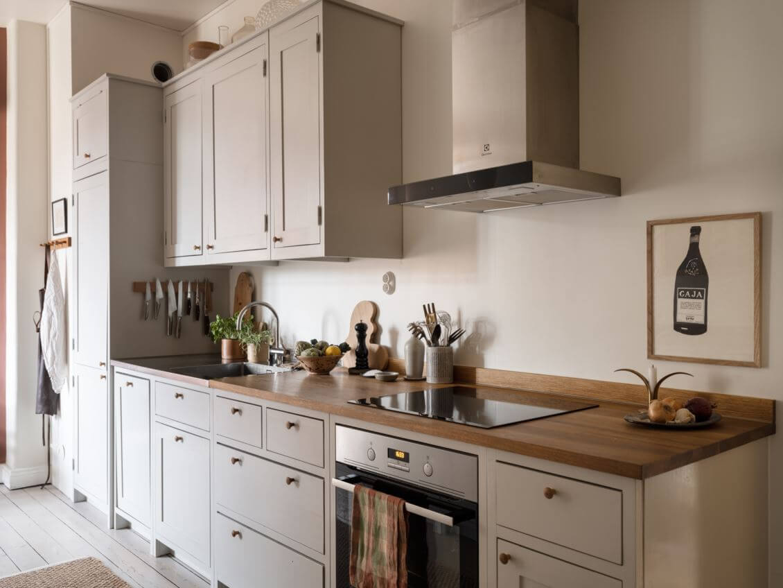 lightvgray-kitchen-cabinets-nordroom