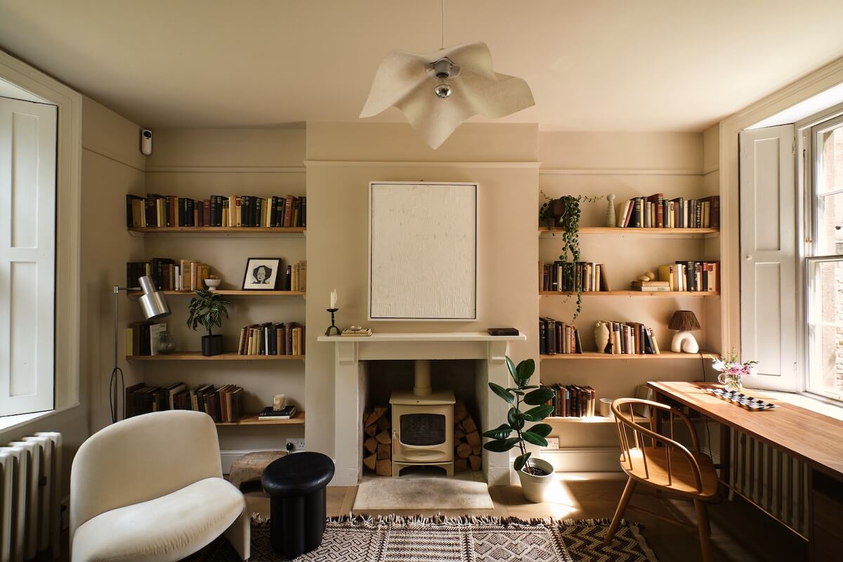 living-room-fireplace-shelves-nordroom