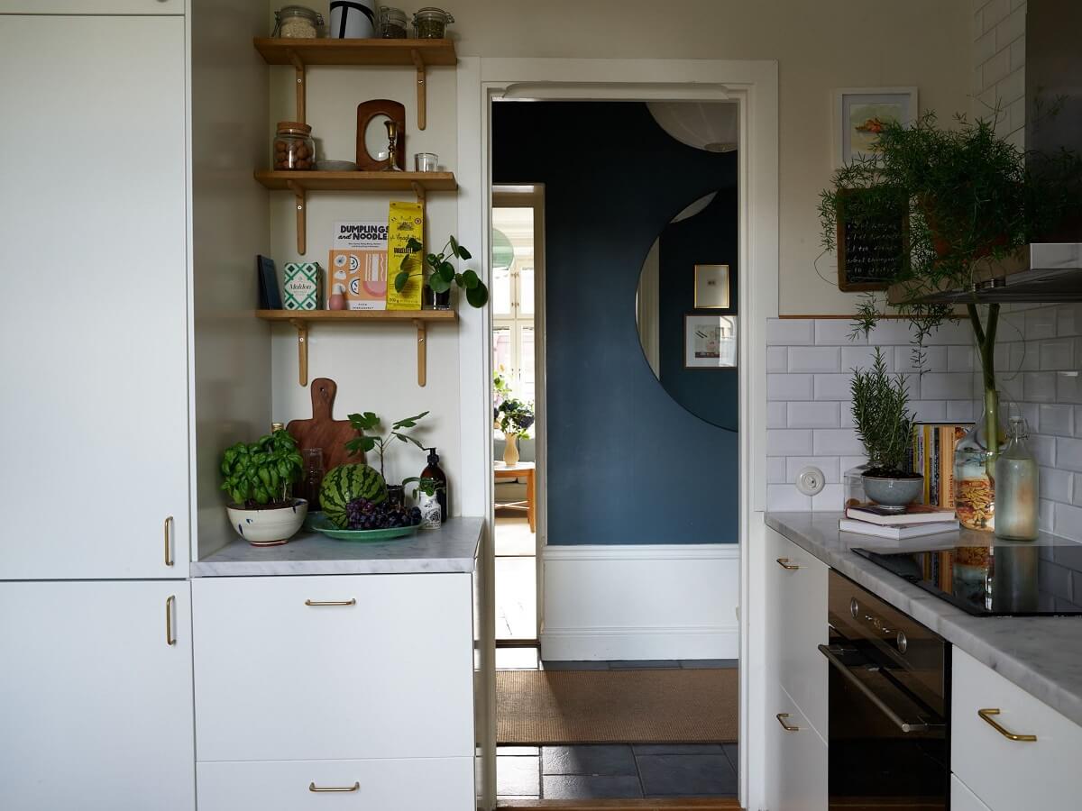modern-kitchen-open-shelves-nordroom