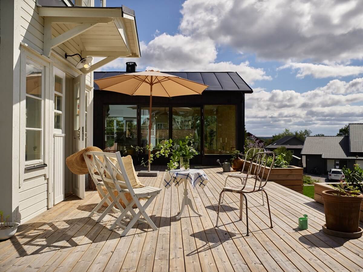 outdoor-wooden-terrace-nordroom