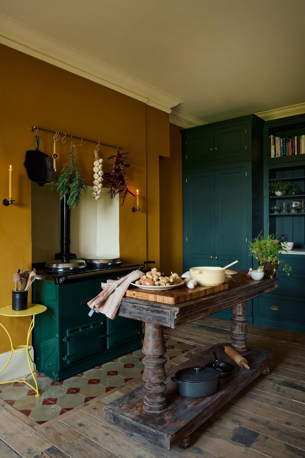 yellow-blue-classic-english-devol-kitchen-clarence-graves-bruton-nordroom