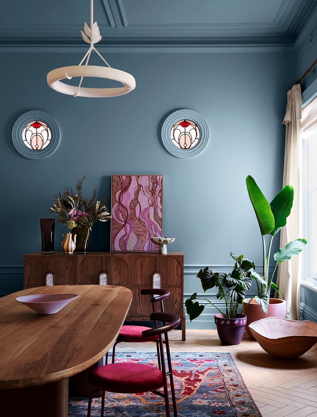 Dulux_Colour_Forecast_2024_Journey_palette_blue-dining-room-nordroom