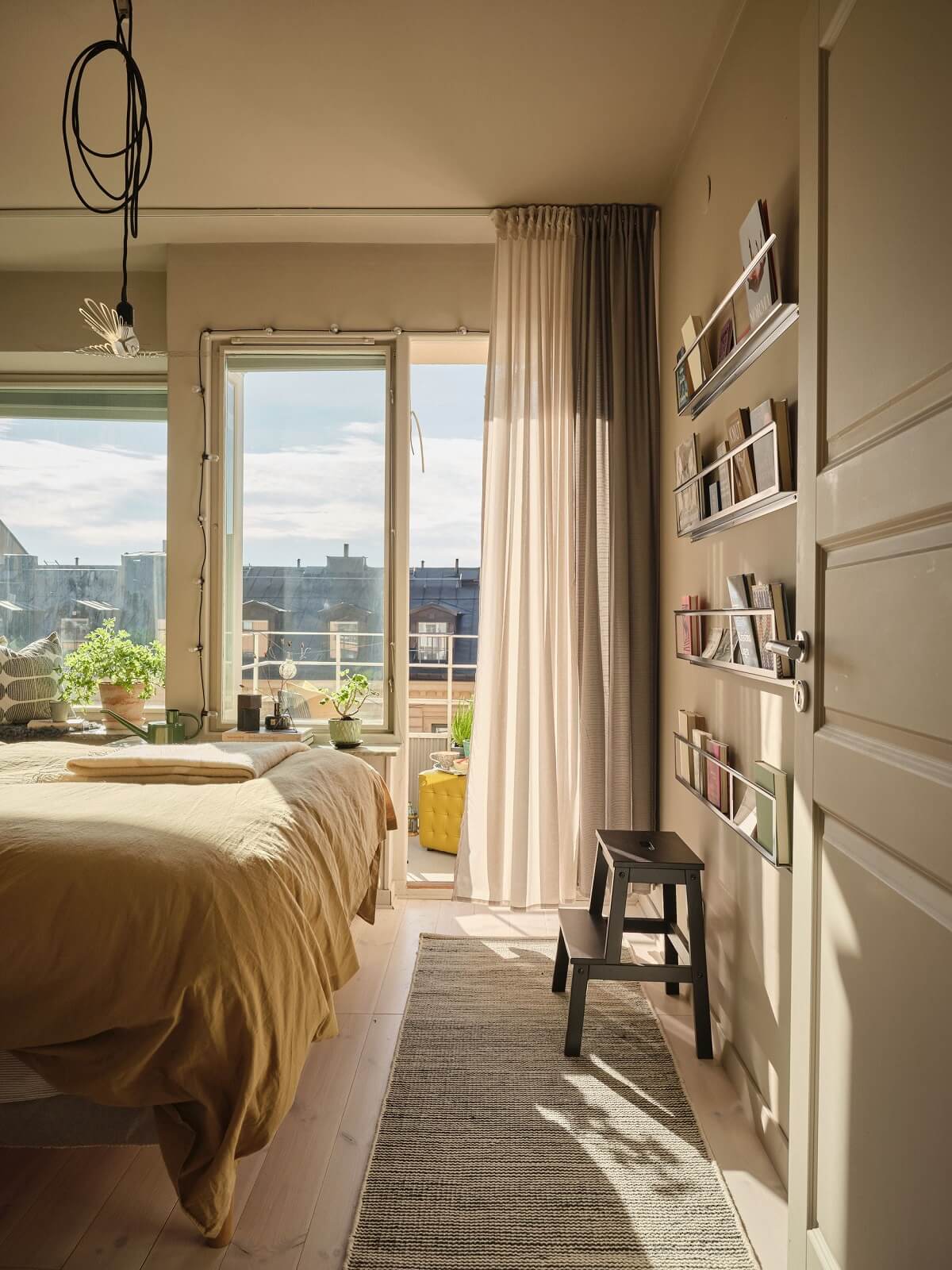 A Serene Beige Apartment with Two Balconies - The Nordroom