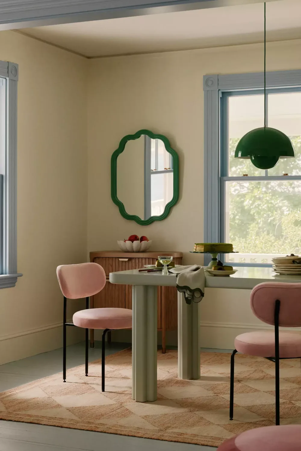 dining-room-with-pink-chairs-nordroom