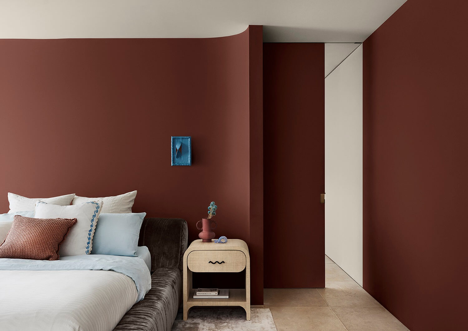 dulux_Colour_Forecast_2024_Solstice_palette_bedroom-nordroom