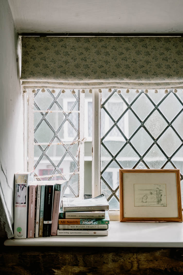 english-cottage-window-nordroom