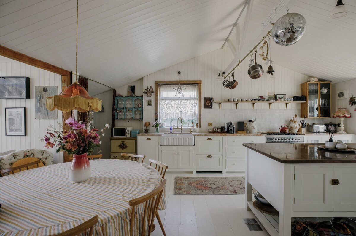 Pearl Lowe's Vintage Boho English Beach House is For Sale 1 pearl-lowe-beach-house-devol-kitchen-nordroom