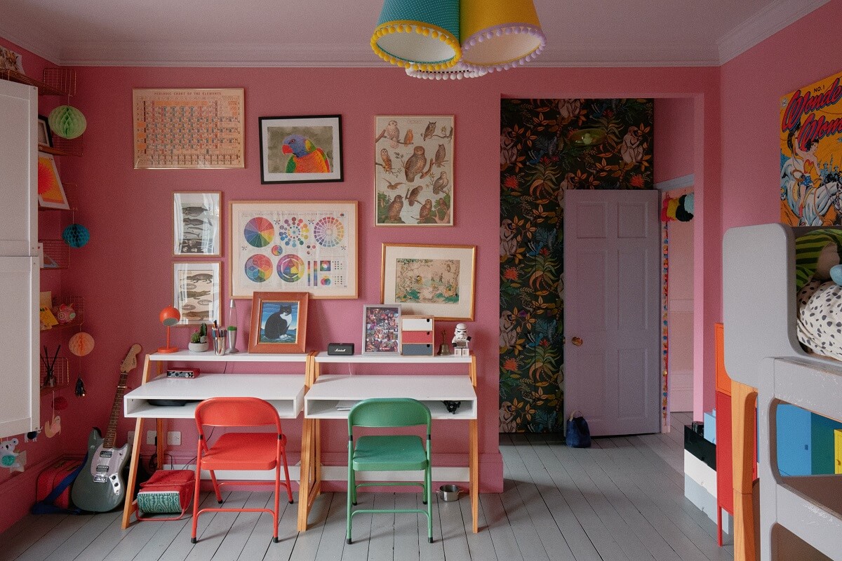 pink-colorful-childrens-bedroom