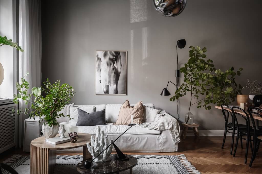 scandi-living-room-light-gray-walls-nordroom