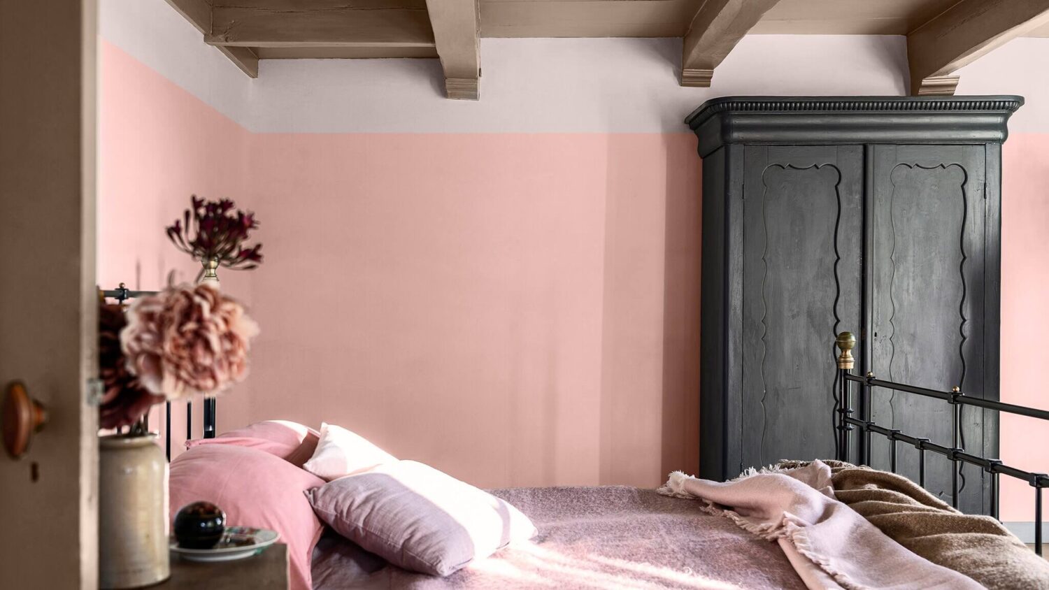 warm-colour-story-bedroom-inspiration-pink-walls-dulux-colour-of-the-year-2024-nordroom