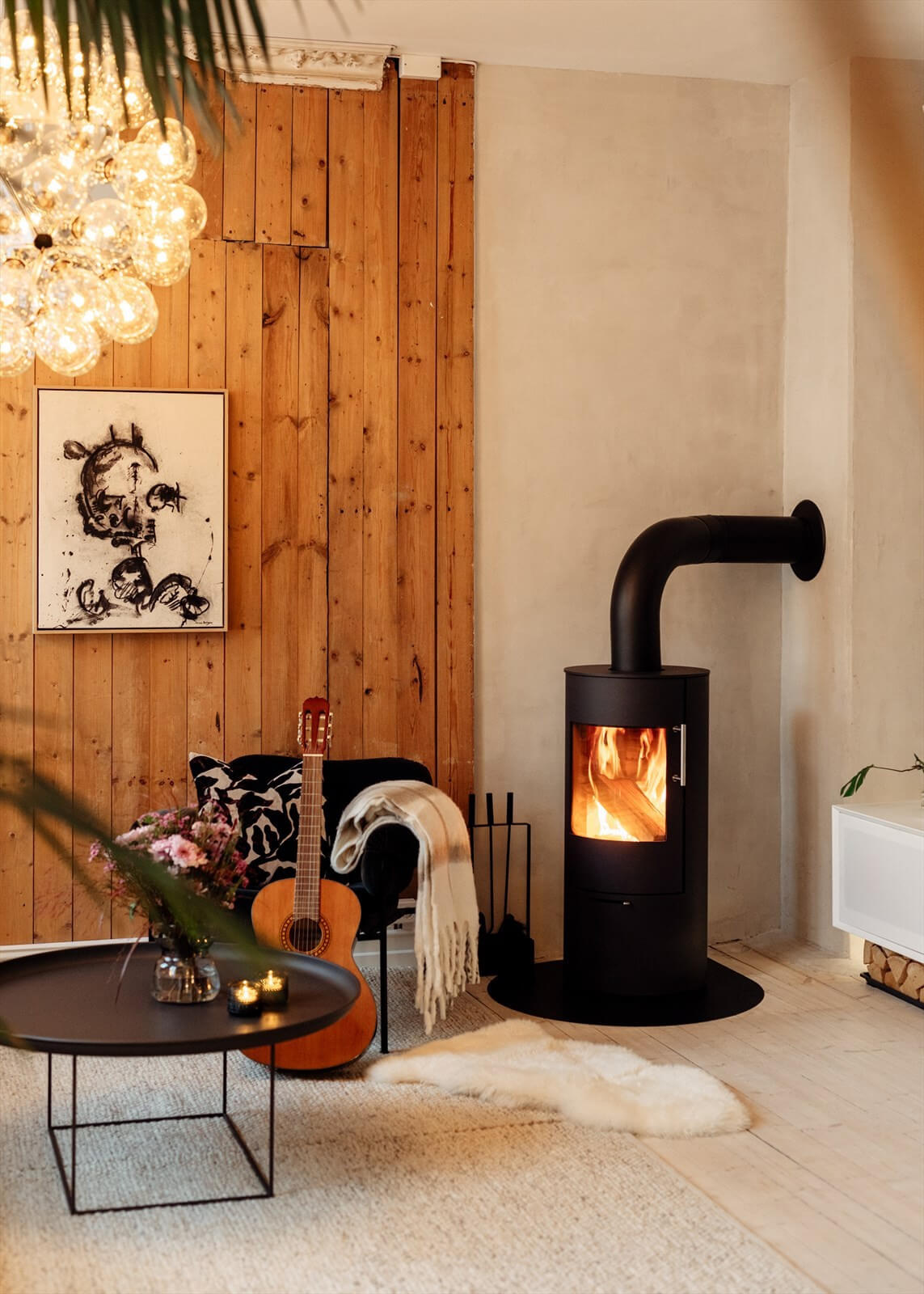 Photo inspiration: A Charming Norwegian Apartment With Wooden Walls Photo Inspiration