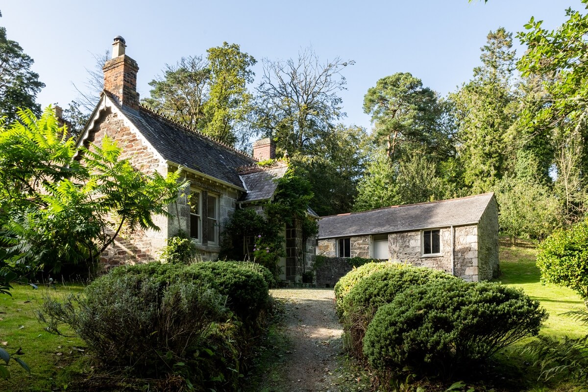 exterior-historic-cottages-cornwall-nordroom