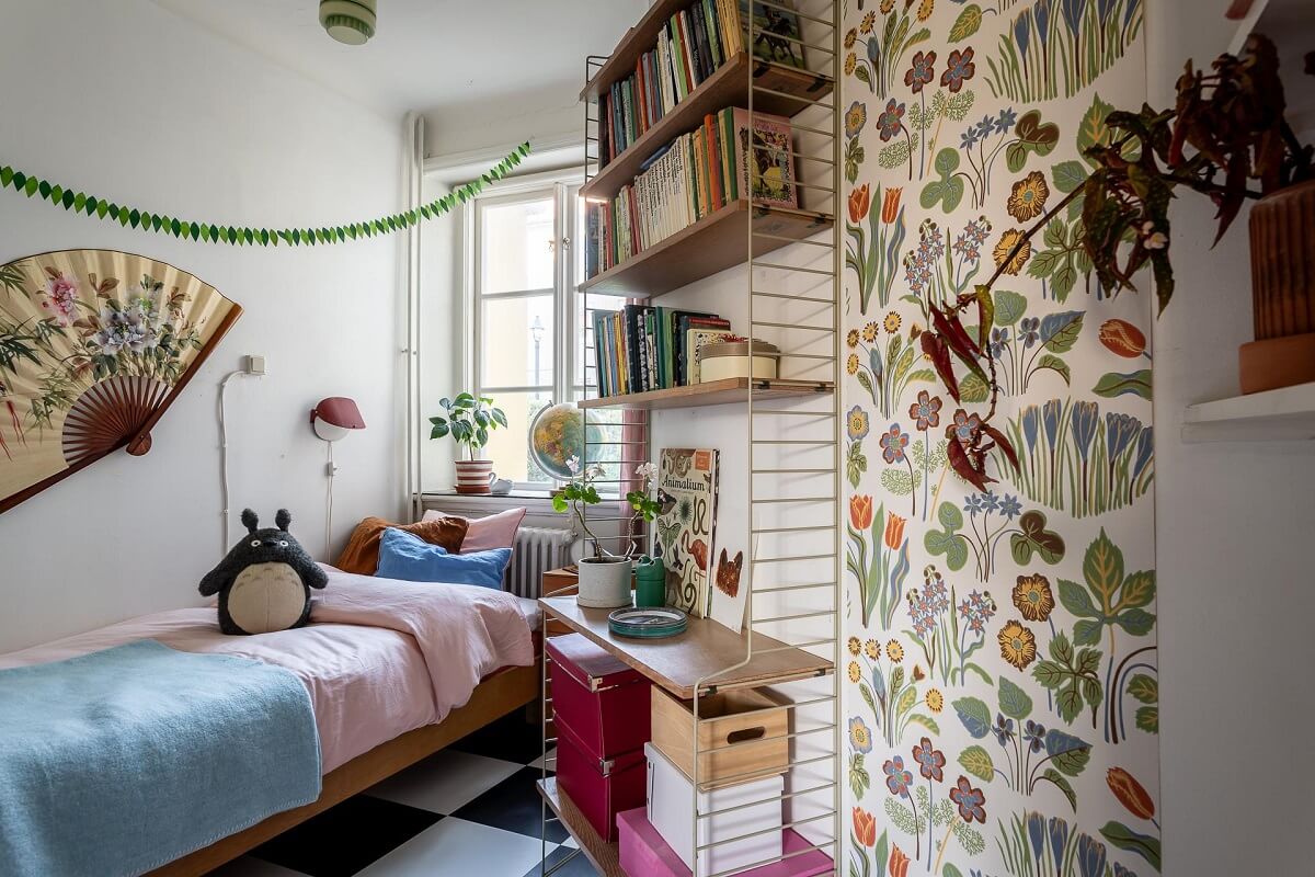 Colorful Decor in a Scandinavian Apartment 21 childrens-bedroom-shelves-wallpaper-nordroom