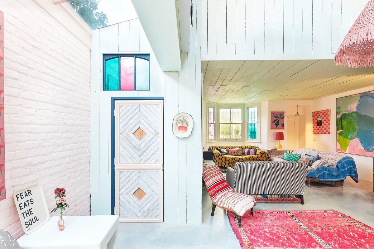 yellow-sitting-room