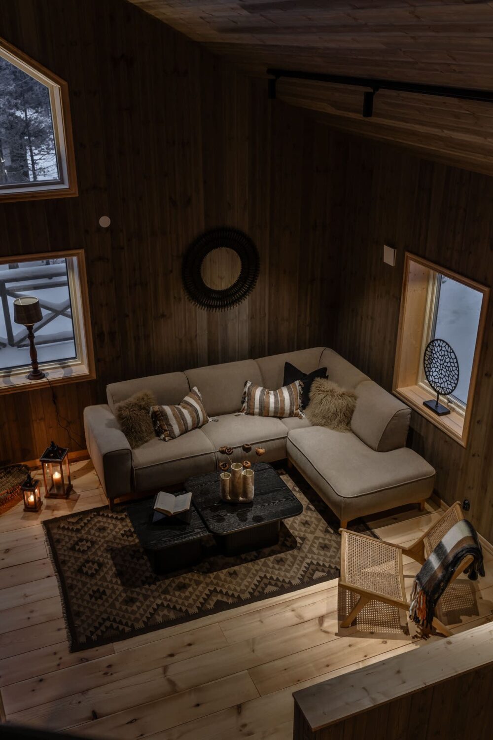 cozy-log-house-living-room-at-night-scandinavian-style-nordroom