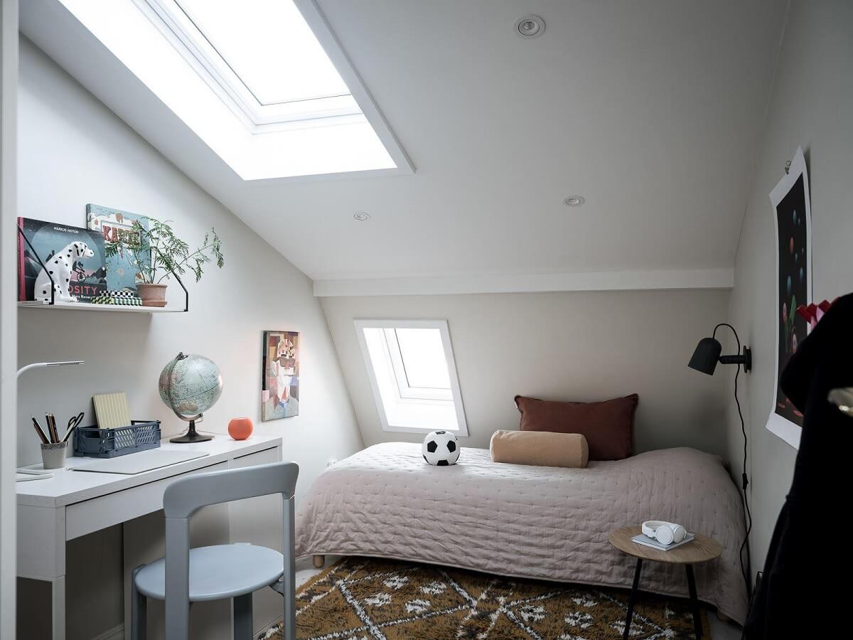 attic bedroom skylight