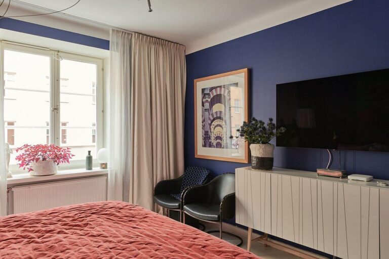 Photo inspiration: Gallery Detail: An Art Filled Scandinavian Apartment