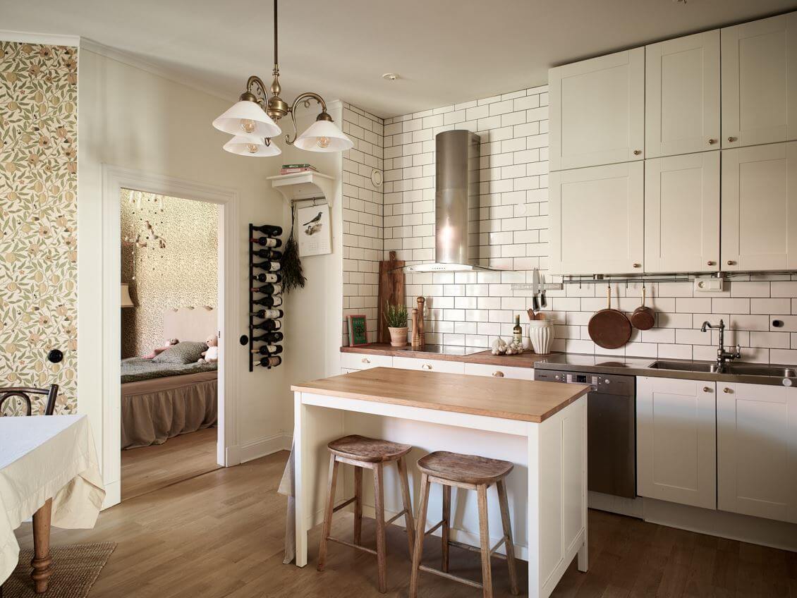 white scandinavian kitchen with island