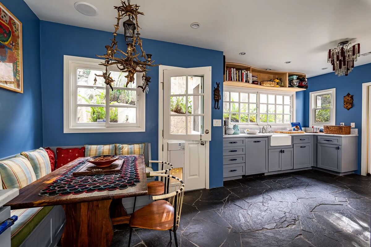 kitchen-blue-walls-breakfast-table-nordroom