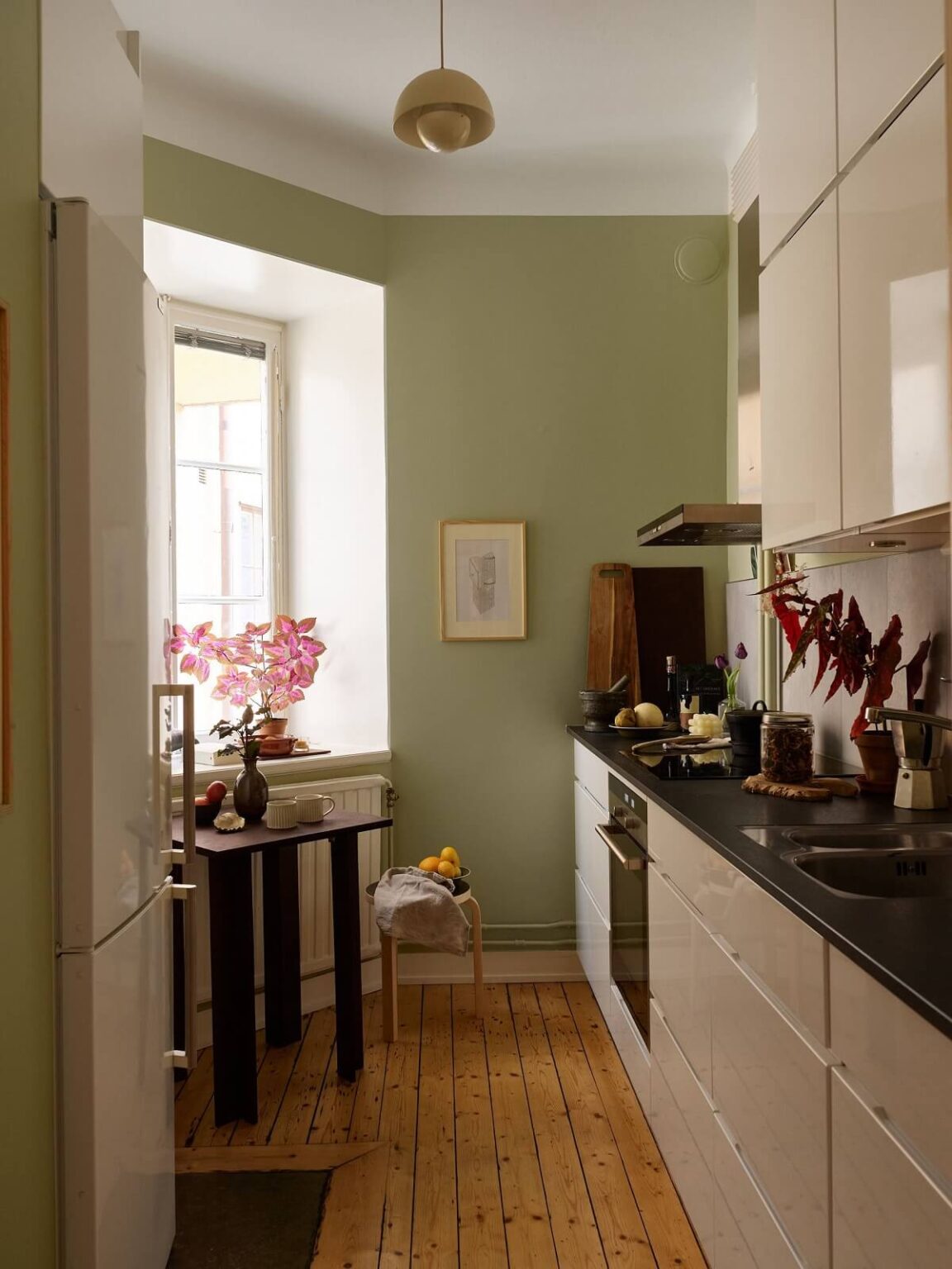 A Cozy Swedish Apartment Filled With Charm Photo Inspiration