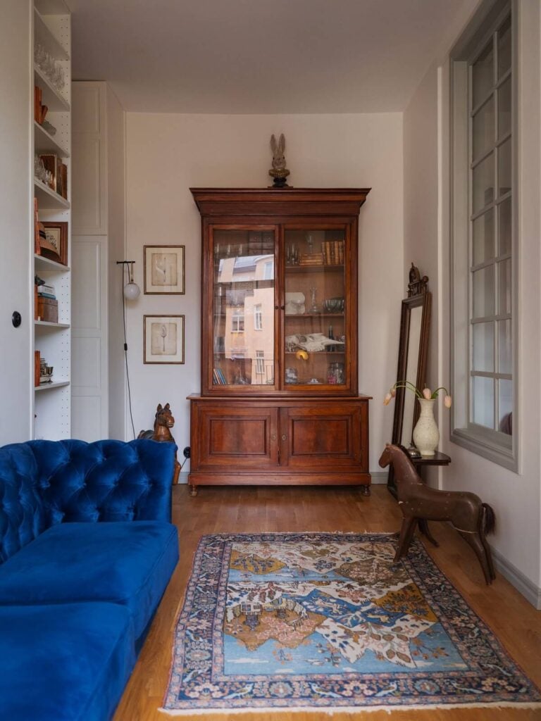 Restoring Value to Faded Hollywood Apartments - Restoring Vintage Apartment Spaces