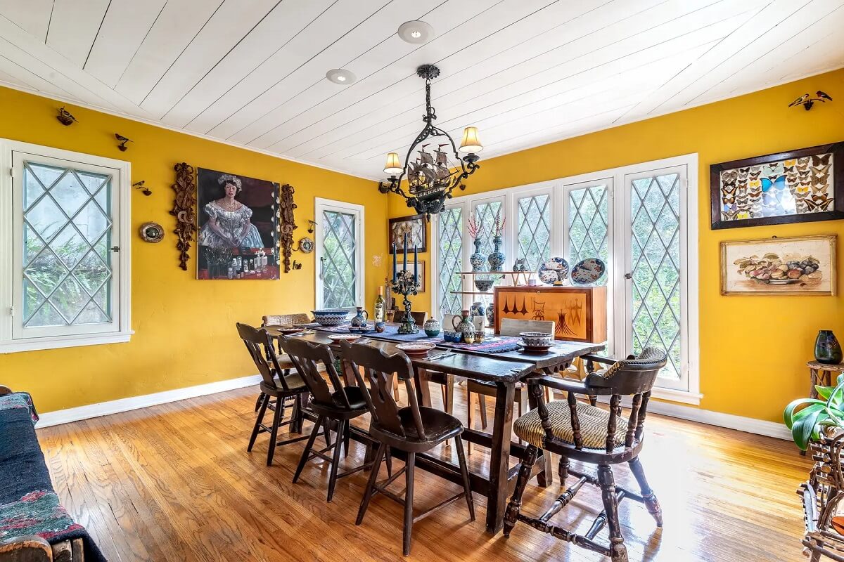 yellow-dining-room