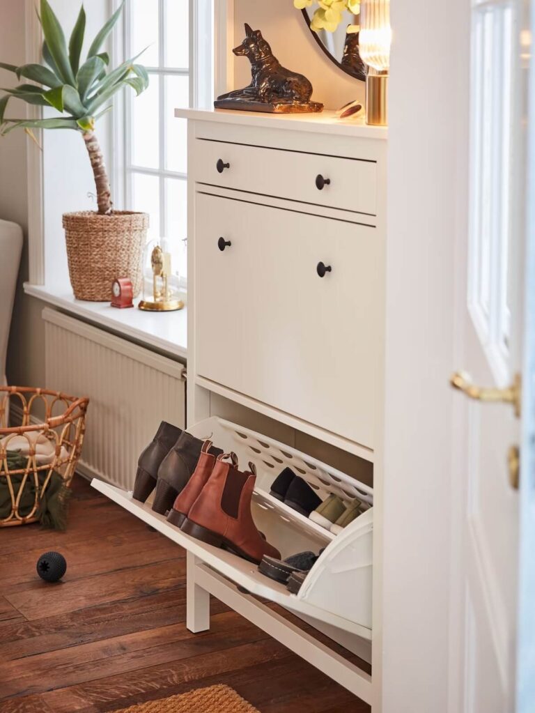 Stylish Small Entryway Ideas with Smart Storage Solutions - The Nordroom