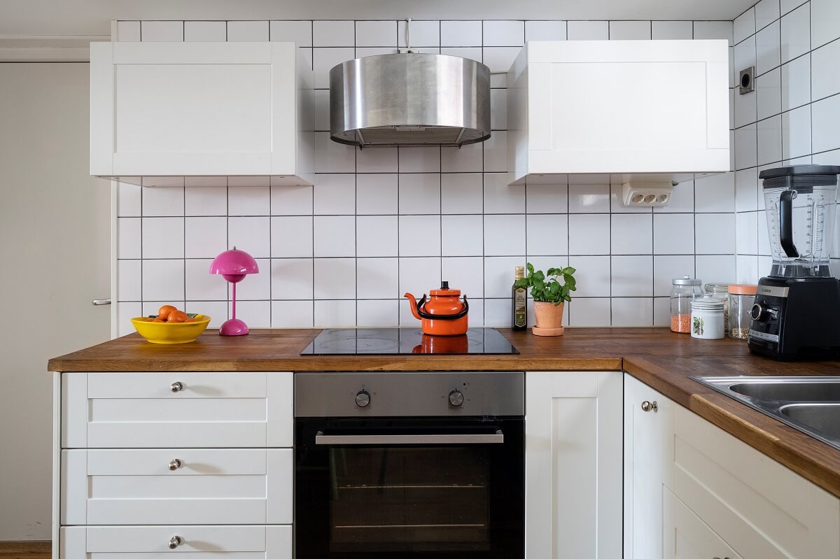 white kitchen