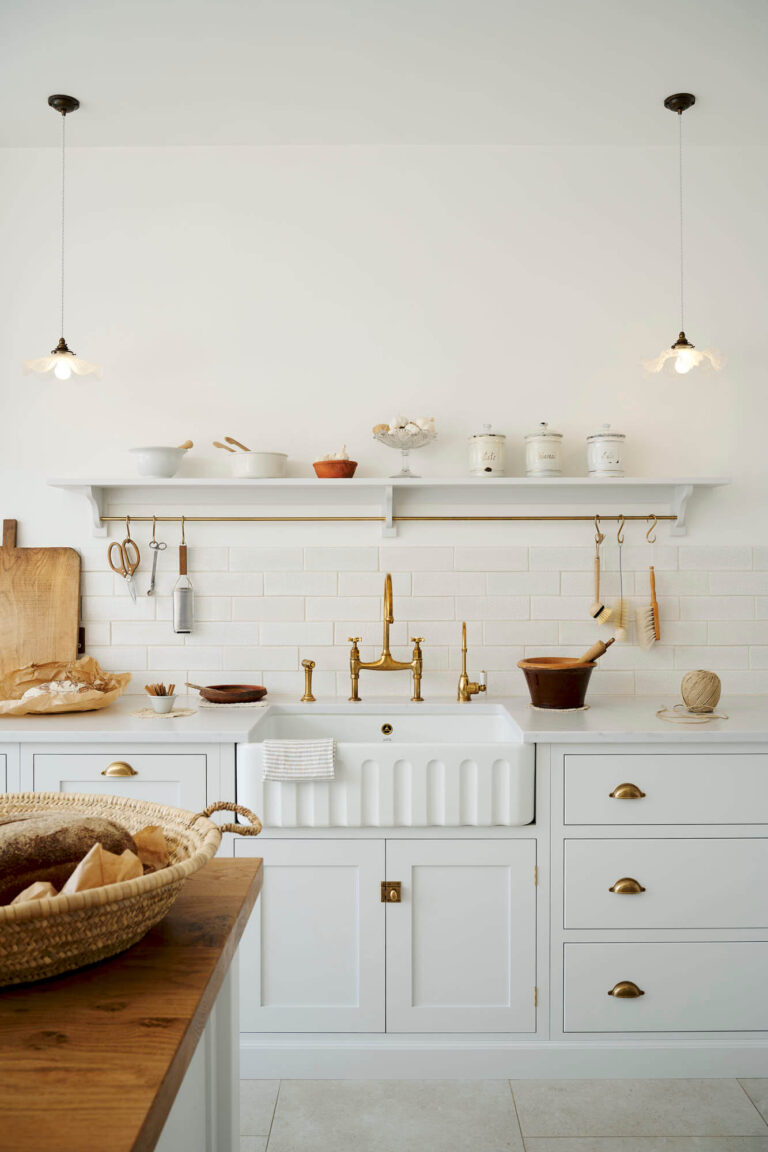 A Stylish White deVOL Kitchen in an Edwardian House - The Nordroom