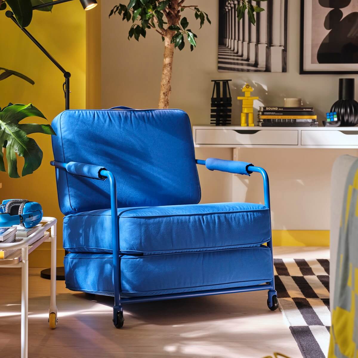 IKEA-BRANNBOLL-blue-lounge-chair-nordroom