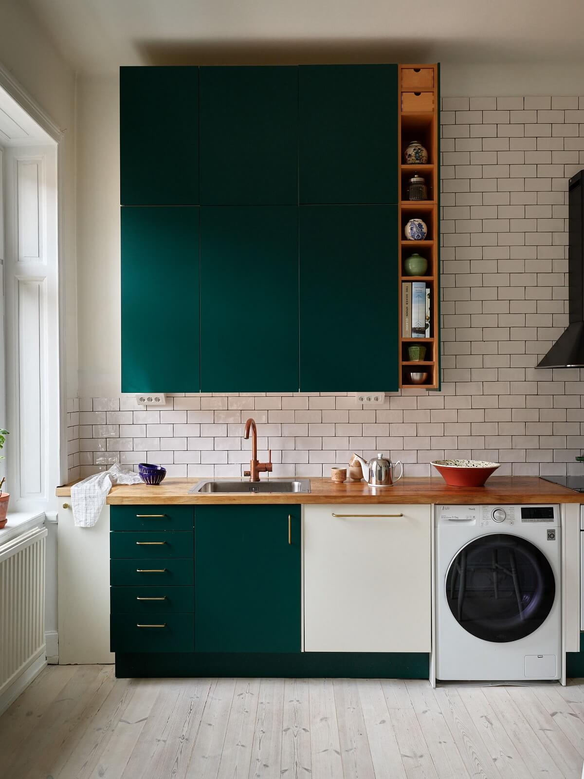 A Green Kitchen in a Gray Family Apartment - The Nordroom