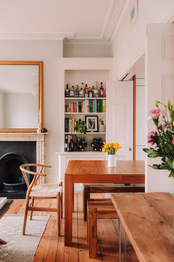 Trinity Church Square 9 Light Filled Rooms in a London Apartment
