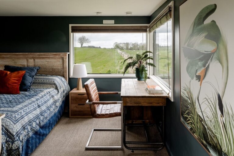 Visual Reference: A Tiny Off Grid House In The English Countryside