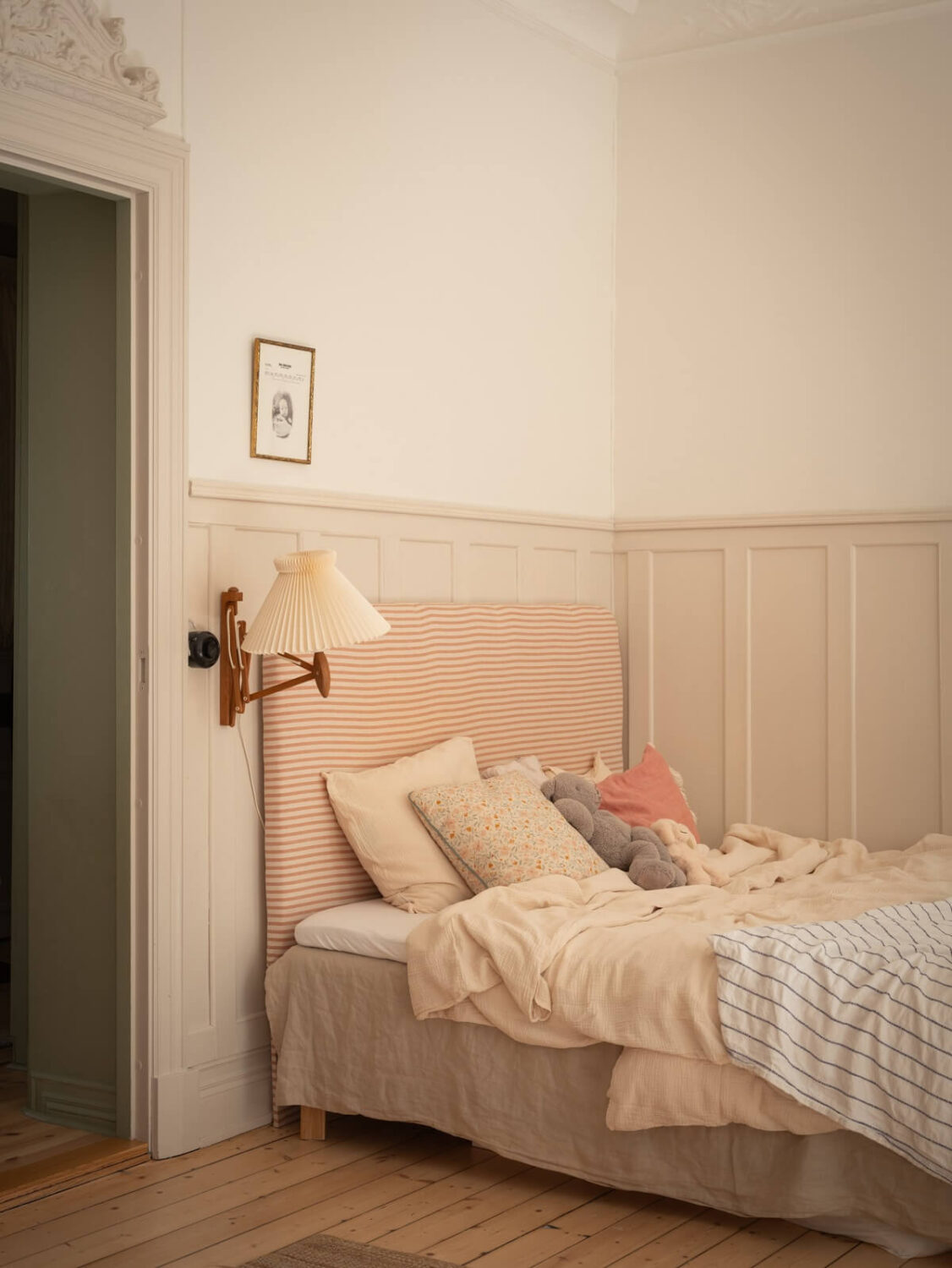 Light-Filled Rooms in a Historic Gothenburg Apartment 15 serene kids bedroom