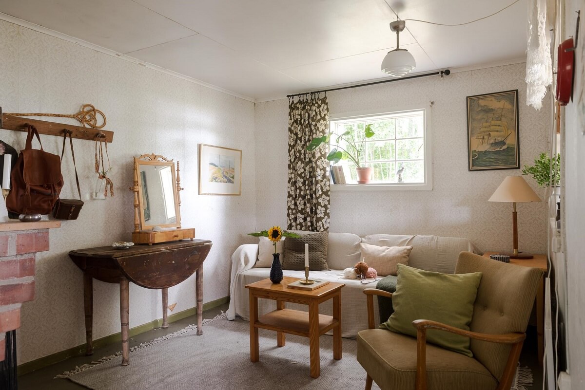 sitting room traditional wooden summer cottage sweden nordroom