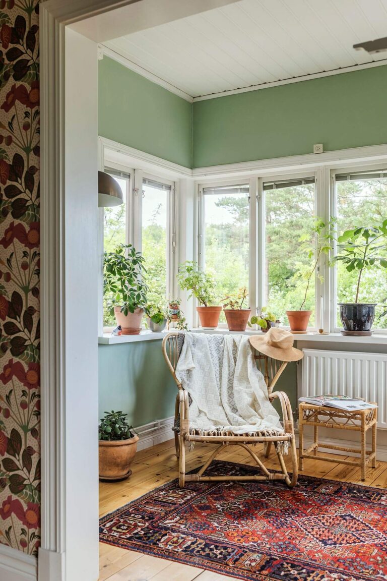 A Historic Swedish Country House with a Beautiful Garden - The Nordroom