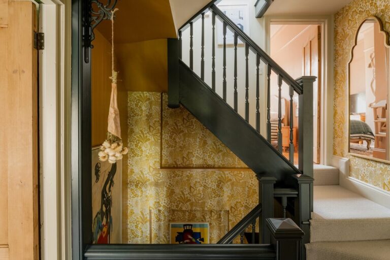 A Rich Color Palette in a Historic English Home - The Nordroom