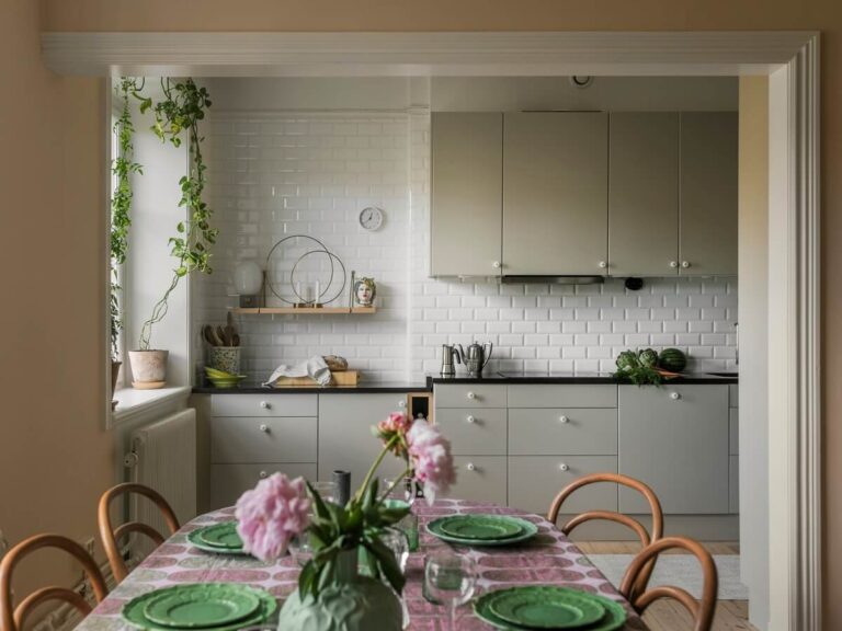 Stunning Swedish Kitchen Renovation For Calm Atmosphere image