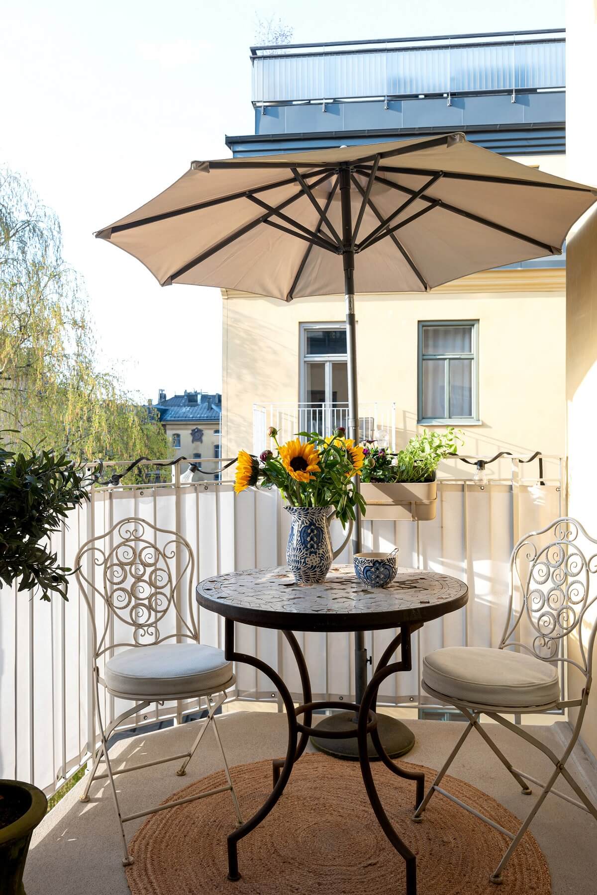 A Luxurious Renovated Turn-of-the-Century Apartment - The Nordroom - Nordic Century Apartment Renovation