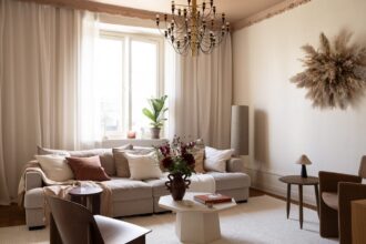 Image showcasing Warm Colors and Painted Ceilings in a Swedish Apartment - The Nordroom