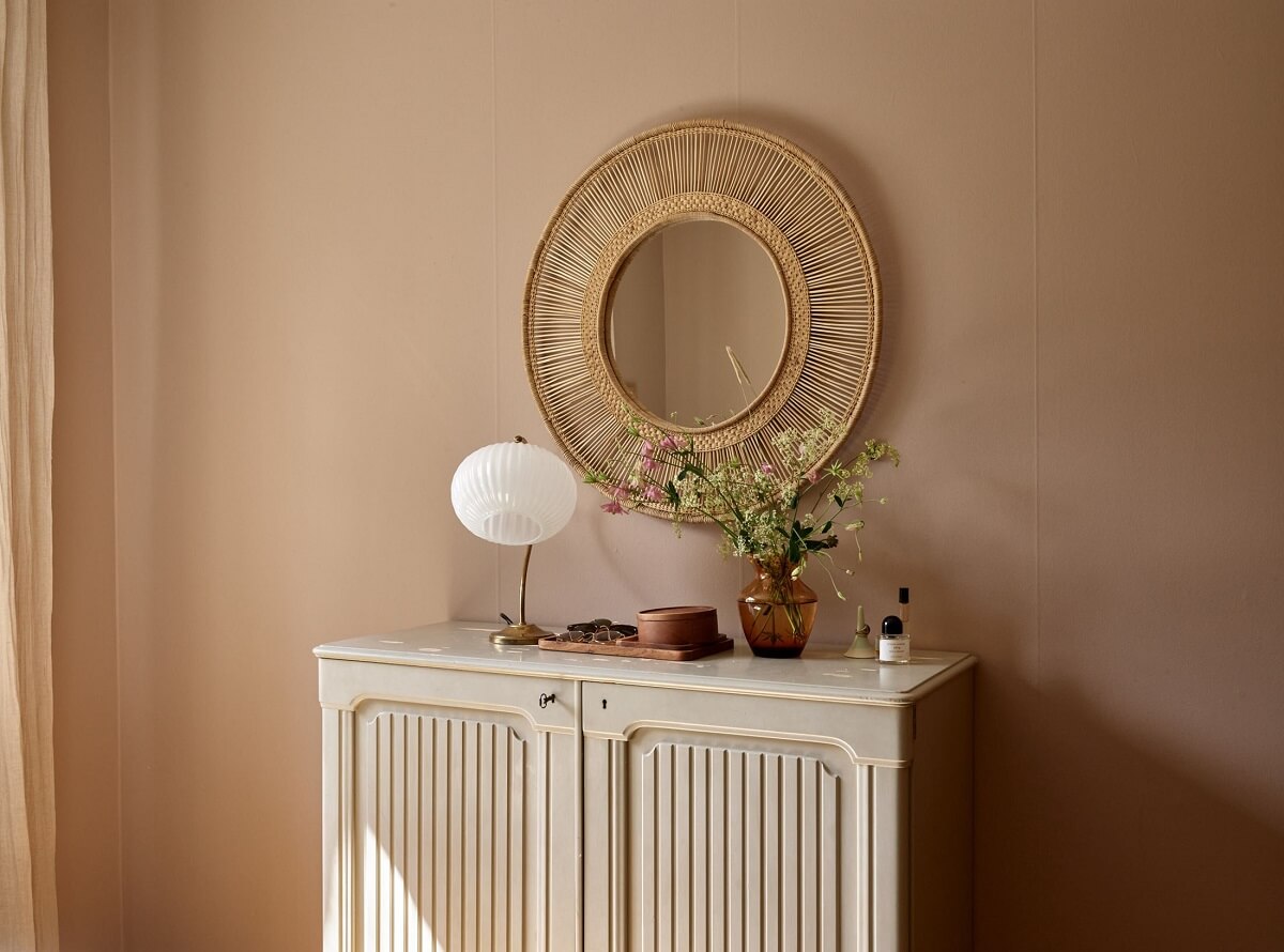 bedroom detail