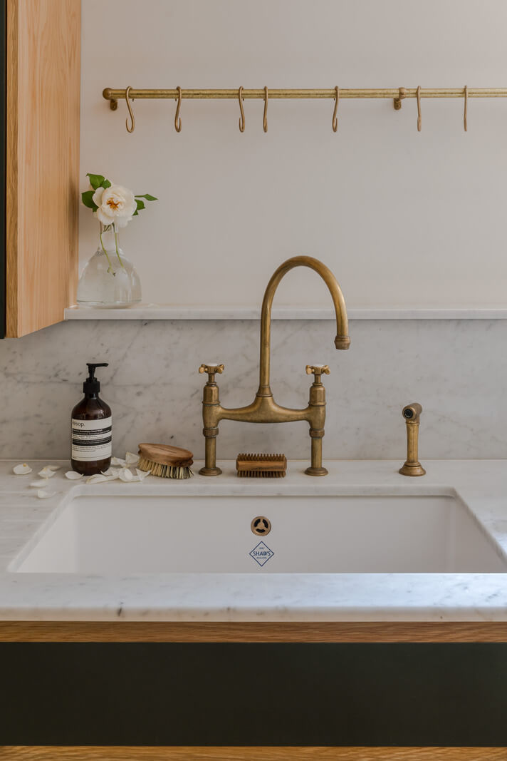 brass kitchen fittings