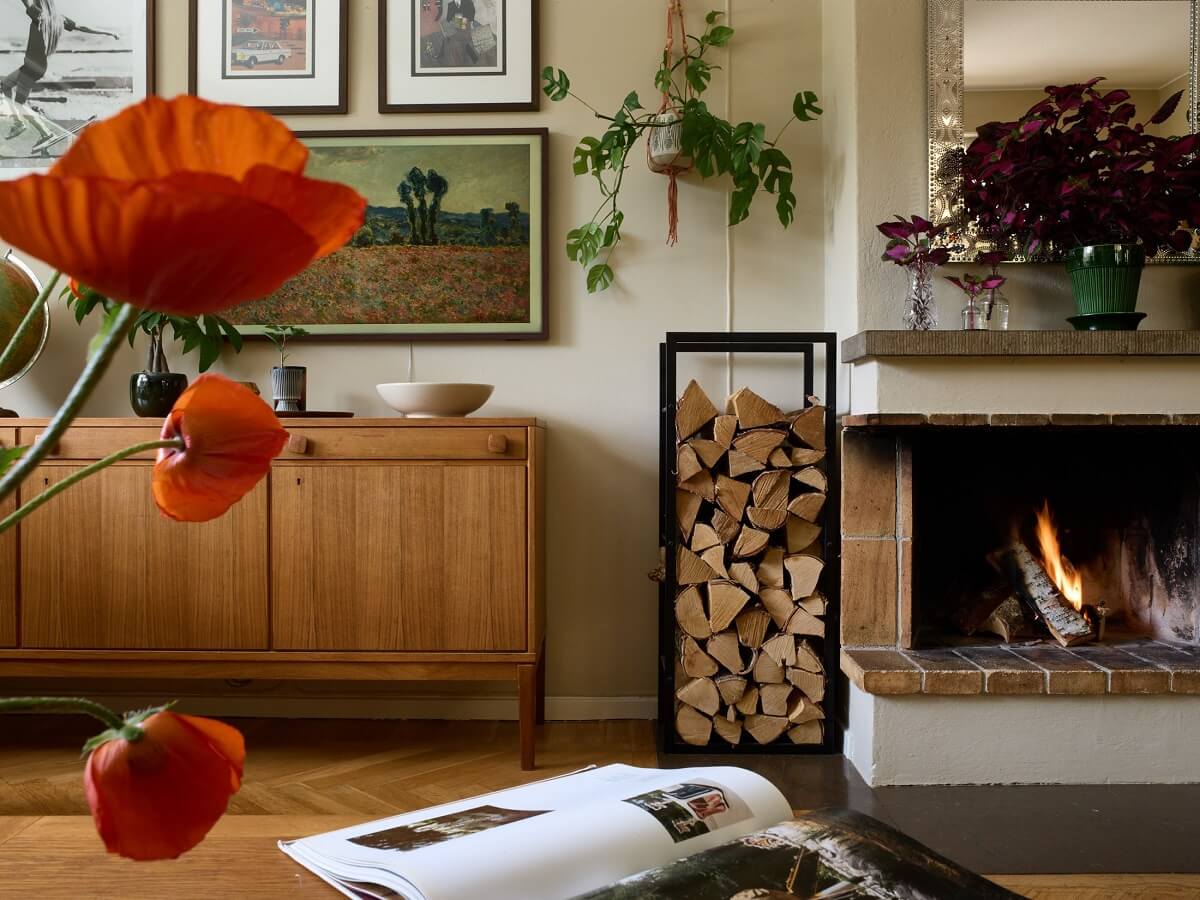 fireplace detail